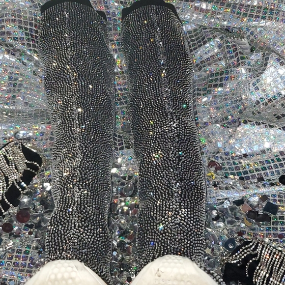 SNEAKERS - Picture 15 of 16